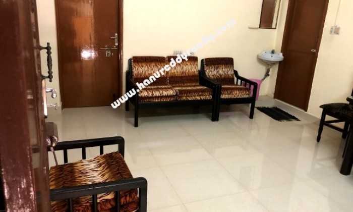 2 BHK Flat for Rent in Raja Annamalaipuram
