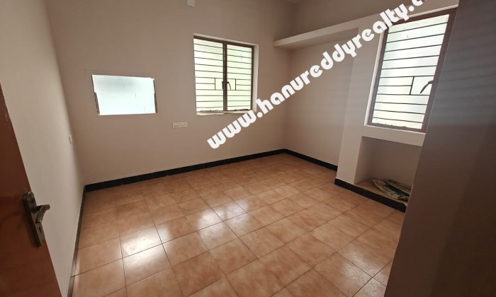 2 BHK Flat for Sale in Nanjundapuram