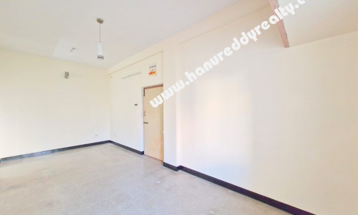 2 BHK Flat for Sale in Alandur