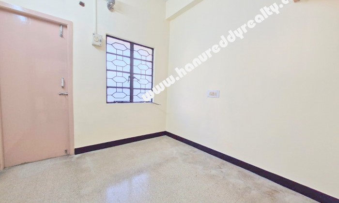 2 BHK Flat for Sale in Alandur