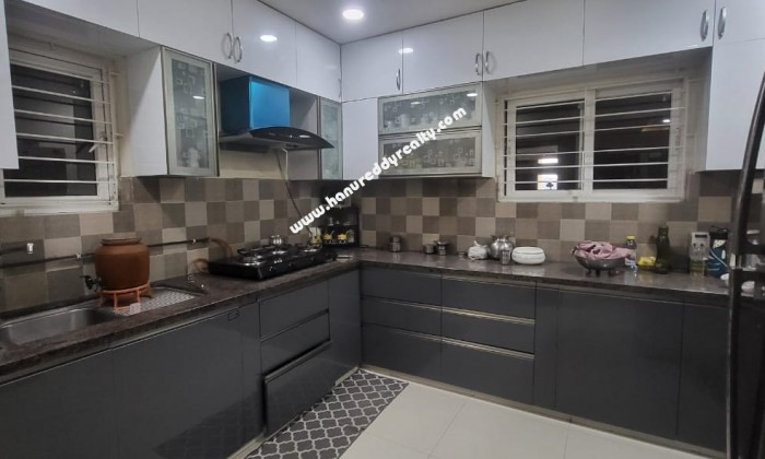 3 BHK Flat for Sale in Seethammadhara