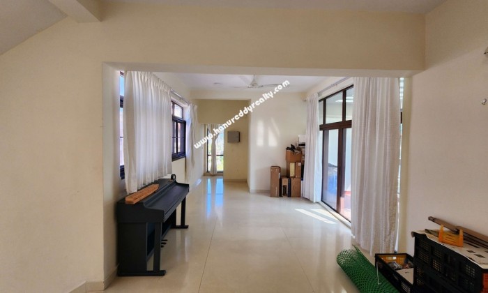 4 BHK Villa for Sale in Navalur