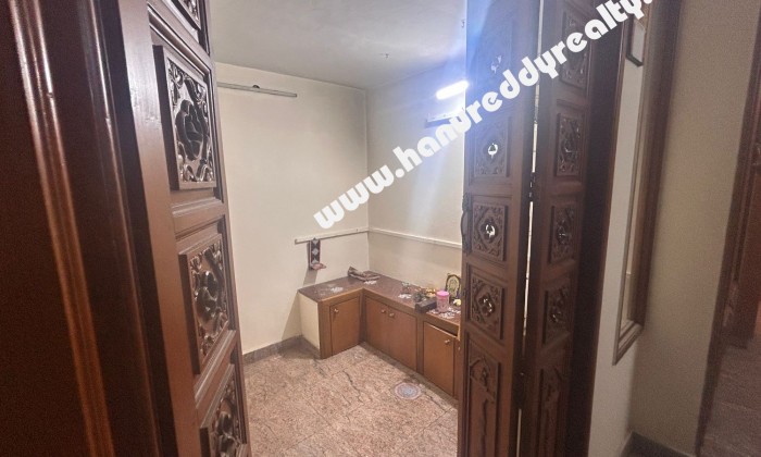 2 BHK Flat for Rent in Mahalingapuram