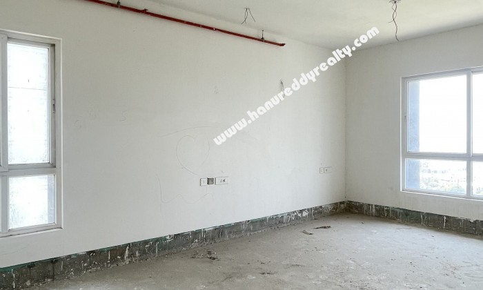4 BHK Flat for Sale in Koyambedu