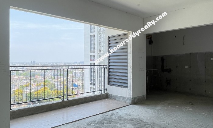 4 BHK Flat for Sale in Koyambedu