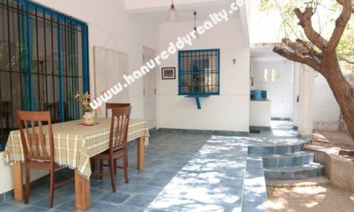 2 BHK Independent House for Rent in Injambakkam