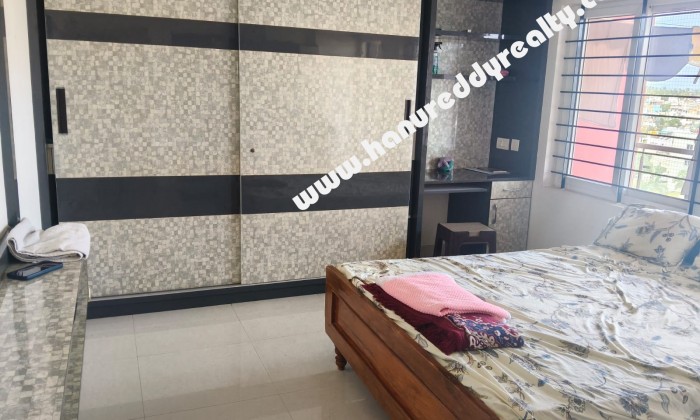 3 BHK Flat for Sale in Hootagalli