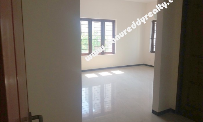 2 BHK Flat for Sale in Alwarpet