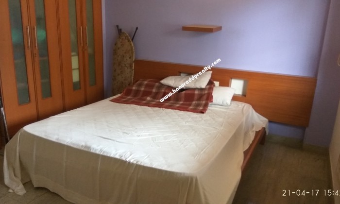 4 BHK Flat for Rent in Indiranagar