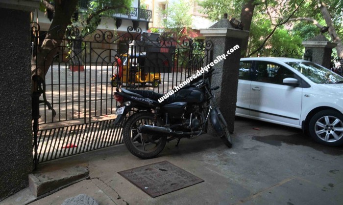 2 BHK Flat for Sale in Raja Annamalaipuram