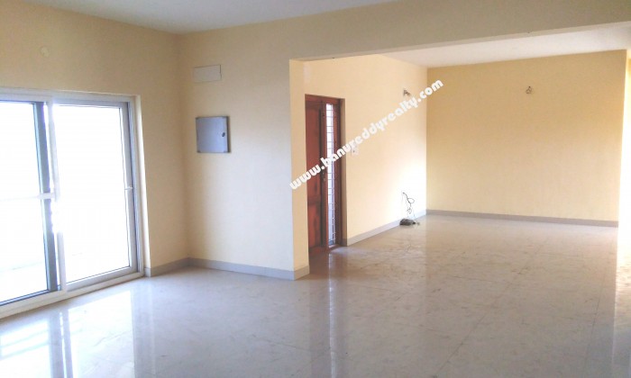 4 BHK Flat for Sale in R S Puram