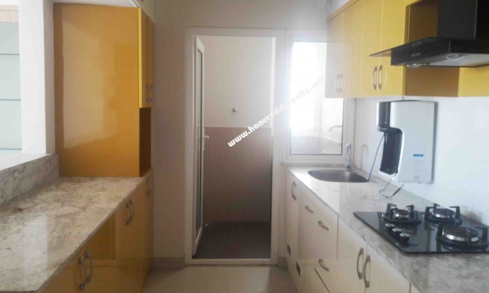 3 BHK Flat for Rent in Sholinganallur