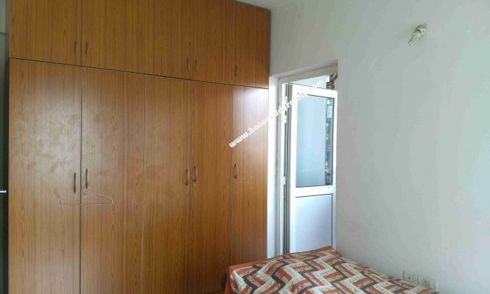 4 BHK Penthouse for Rent in Old Madras Road
