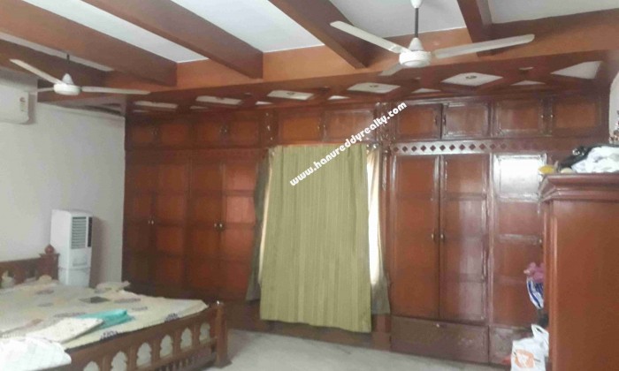 4 BHK Flat for Rent in Srinagar Colony