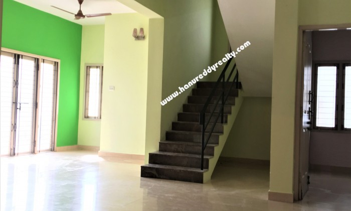 3 BHK Duplex Flat for Rent in Valasaravakkam