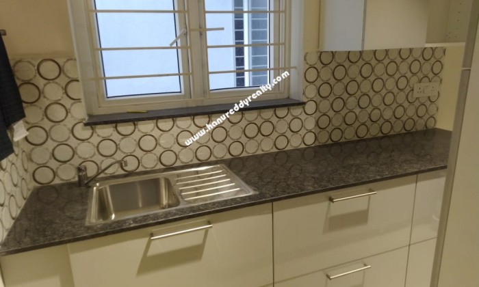 3 BHK Flat for Rent in Sholinganallur