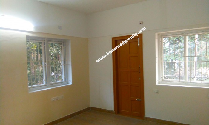 3 BHK Flat for Sale in Saibaba Colony
