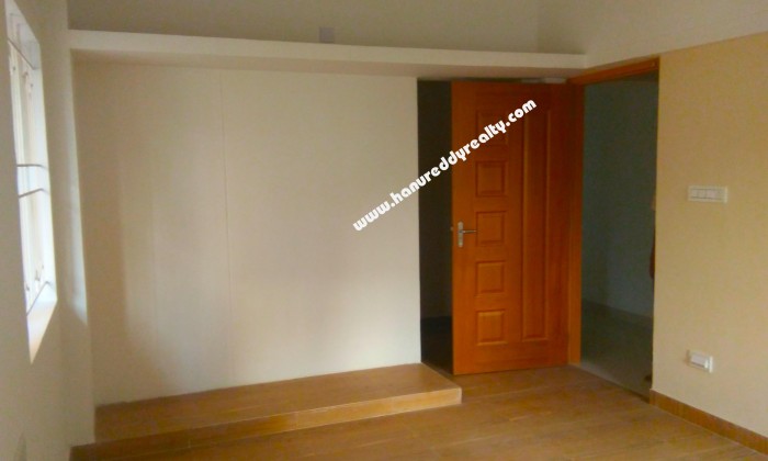 2 BHK Flat for Sale in Saibaba Colony