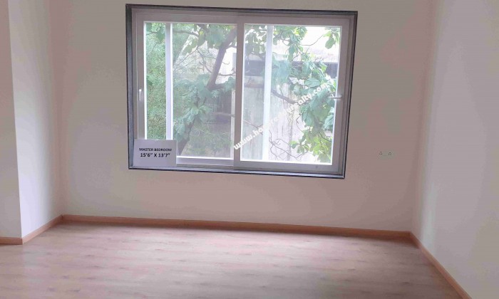 4 BHK Flat for Sale in Uday Baug
