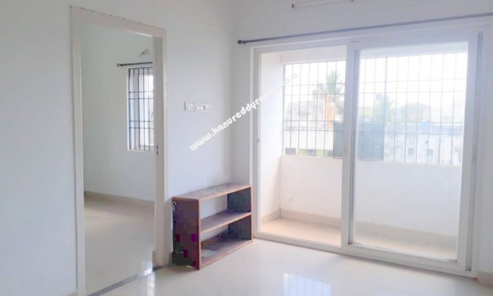2 BHK Flat for Sale in Porur