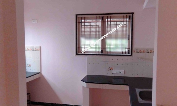 2 BHK Independent House for Rent in Trichy Road