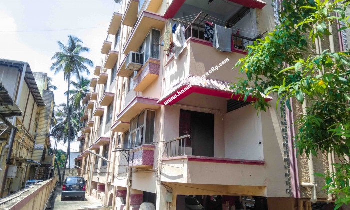 2 BHK Flat for Sale in R S Puram