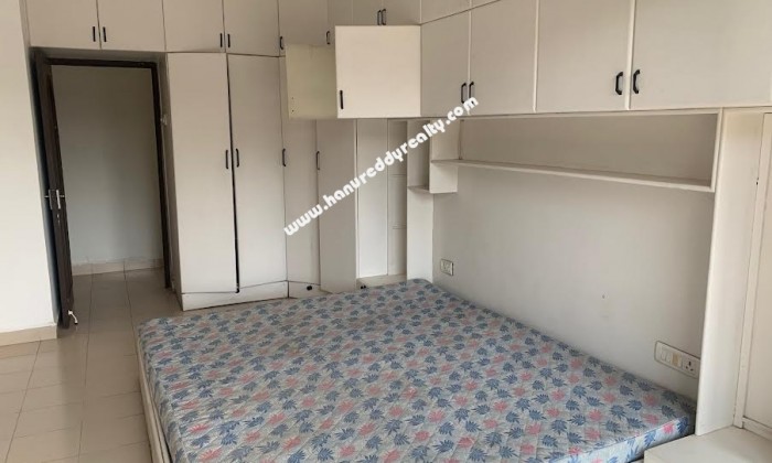 2 BHK Flat for Rent in Koregaon Park