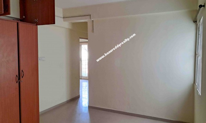 2 BHK Flat for Sale in Uppilipalayam