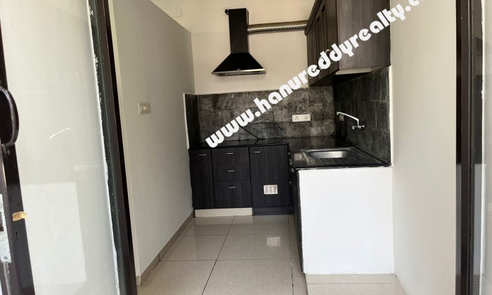 2 BHK Flat for Sale in Thoraipakkam