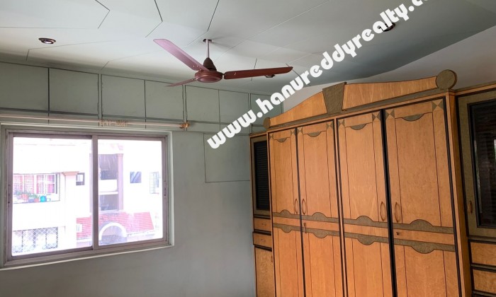 3 BHK Flat for Sale in Wanowarie