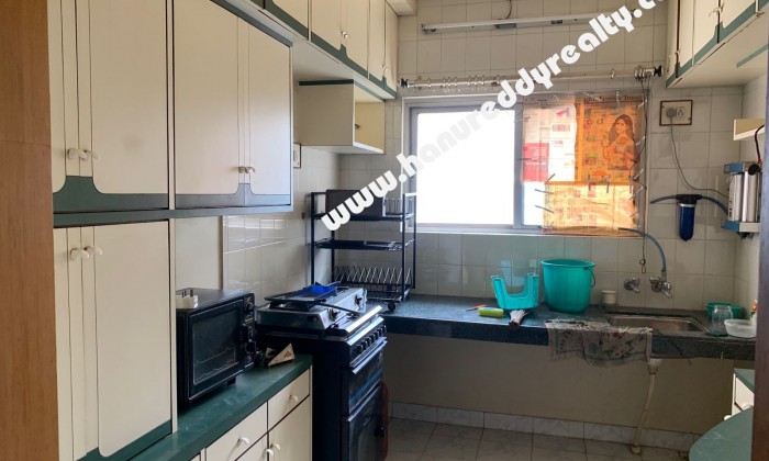 3 BHK Flat for Sale in Wanowarie