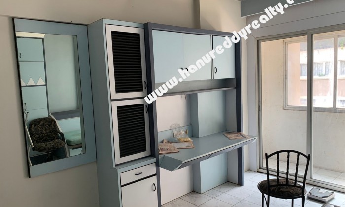 3 BHK Flat for Sale in Wanowarie