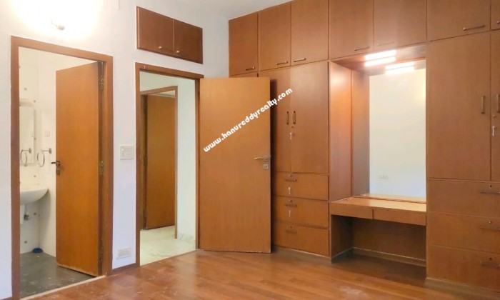 5 BHK Flat for Rent in Nungambakkam