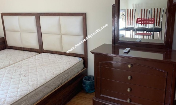 2 BHK Flat for Rent in Koregaon Park