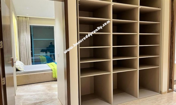5 BHK Flat for Sale in Koregaon Park